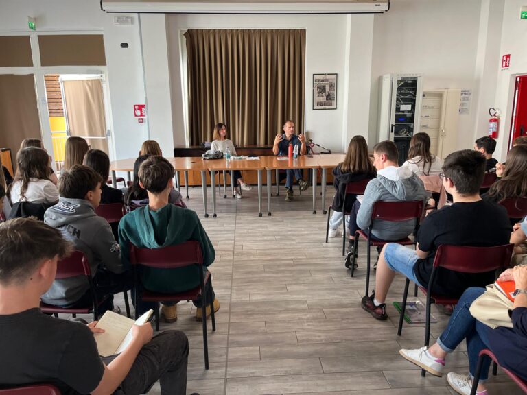 “Se vuoi la pace conosci la guerra“ a Modena e Rovereto sulla Secchia
